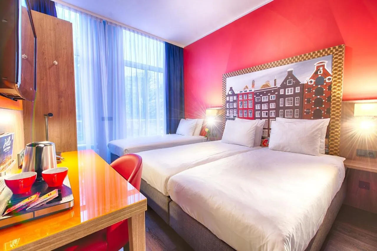 Leonardo Hotel Amsterdam City Center 4*,