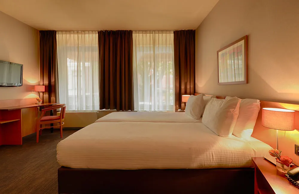 Leonardo Hotel Amsterdam City Center 4*,  Netherlands