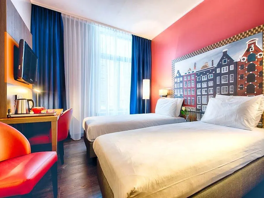 Leonardo Hotel Amsterdam City Center 4*,